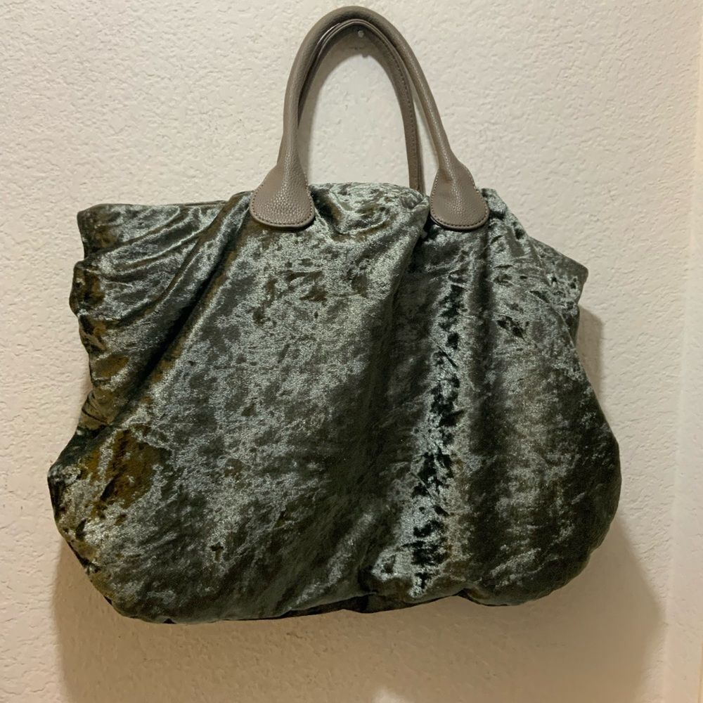 Deux Lux velvet shoulder bag